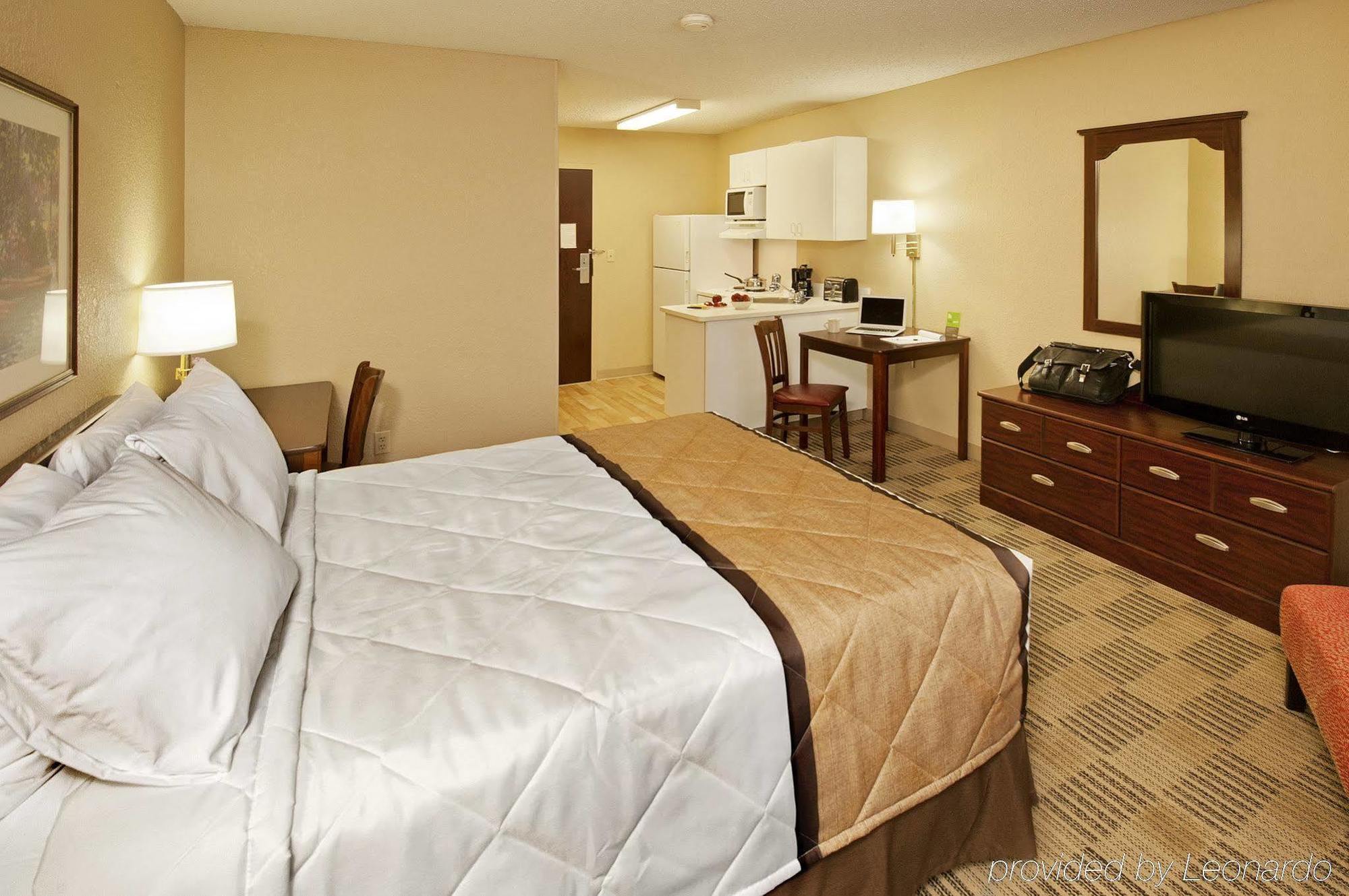 Extended Stay America Select Suites - Phoenix - Airport - E Oak St Экстерьер фото
